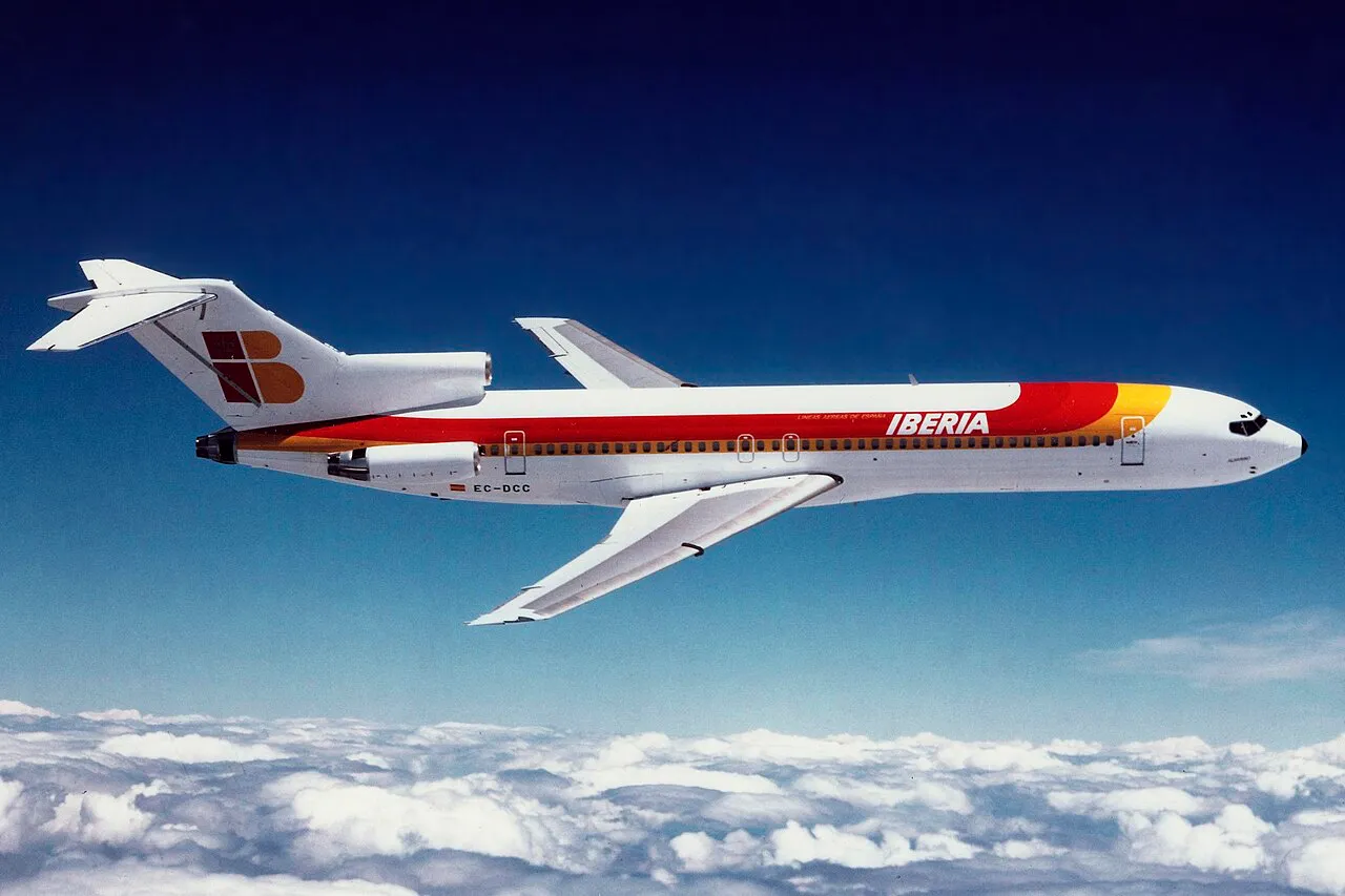 A Boeing 727-200 of Iberia Airlines, registration EC-DCC, showing the type's trijet tail configuration.