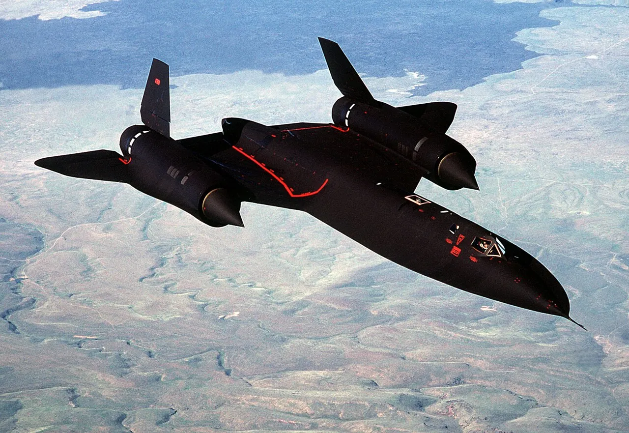 A U.S. Air Force Lockheed SR-71A Blackbird in flight near Beale Air Force Base, California, in 1988.