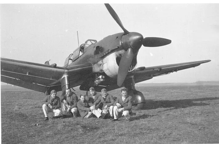 A Junkers Ju 87 Stuka dive bomber of the Italian Regia Aeronautica in flight, circa 1940-1942.
